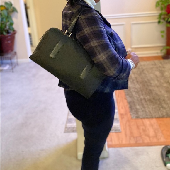 SOLD Gucci - Tote/Shoulder Bag/FINAL PRICE REDUCTION - Picture 4 of 17